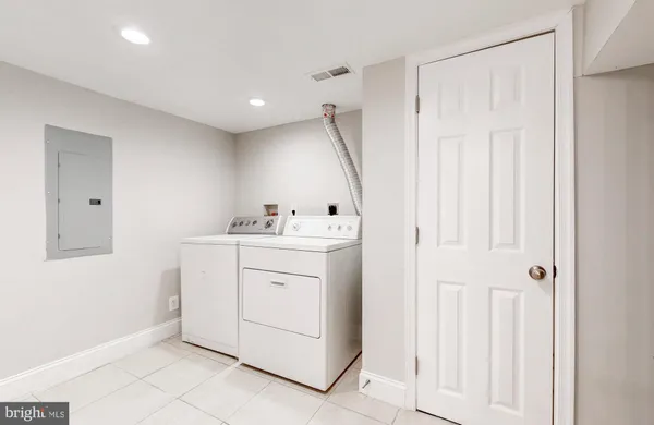 $251,900 | 422 North Luzerne Avenue, Baltimore, MD 21224