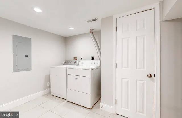 $266,900 | 422 North Luzerne Avenue, Baltimore, MD 21224