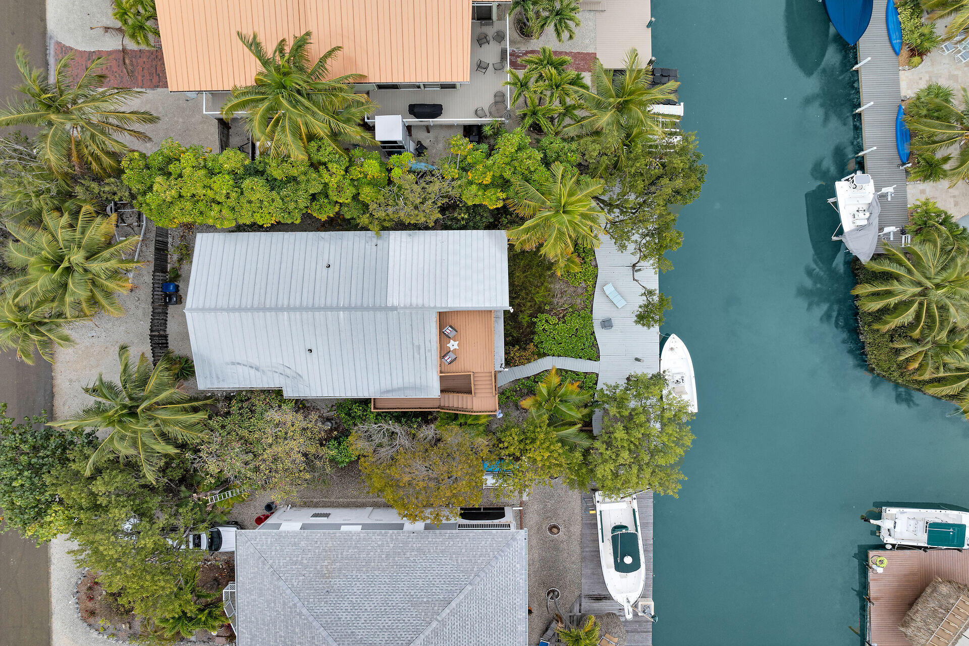 683 Blackbeard Road Summerland Key, FL 33042 - Photo 29 of 49 Aerial overhead