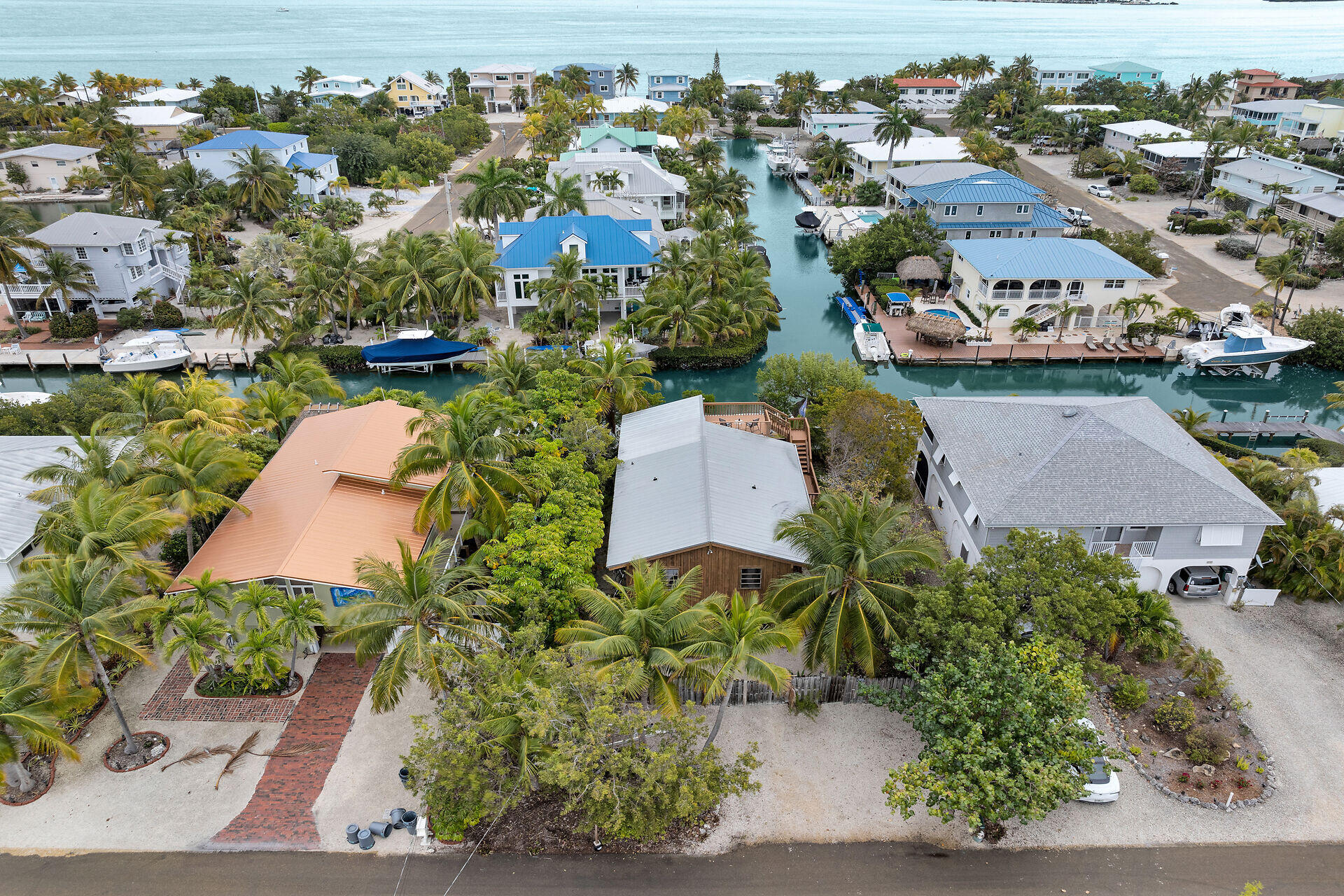 683 Blackbeard Road Summerland Key, FL 33042 - Photo 8 of 49 Aerial front 1