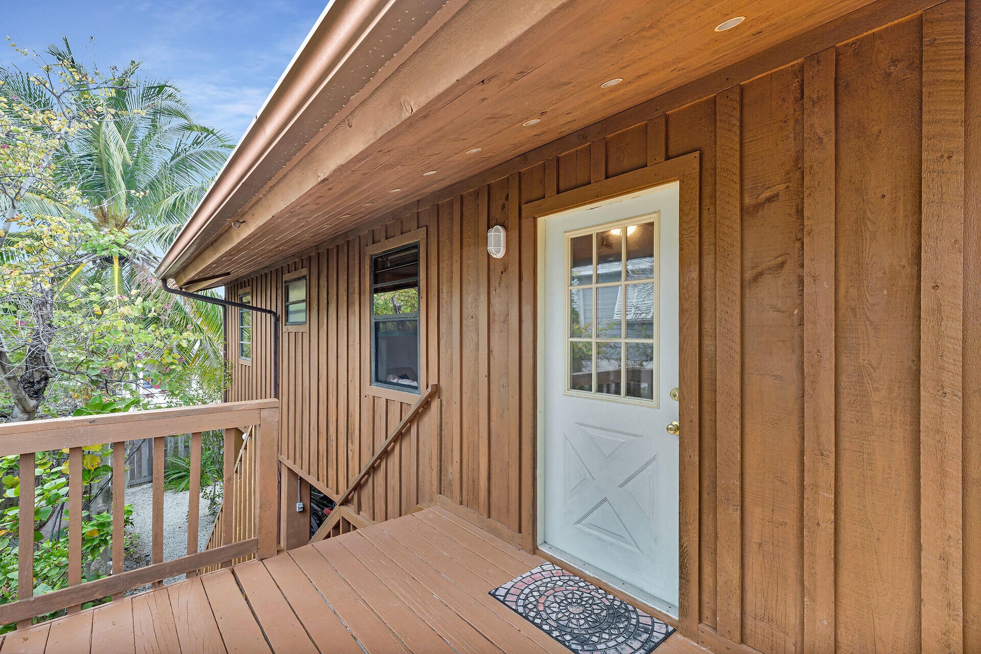 683 Blackbeard Road Summerland Key, FL 33042 - Photo 10 of 49 a front view of a house with balcony