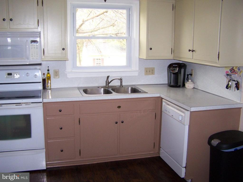 20 Green Acre Road Lititz, PA 17543 - Photo 7 of 17 Gallery Image 7