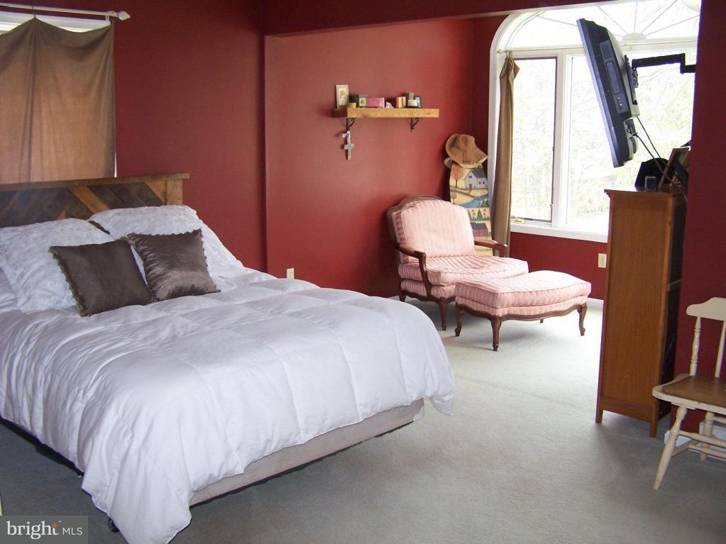 20 Green Acre Road Lititz, PA 17543 - Photo 8 of 17 Gallery Image 8