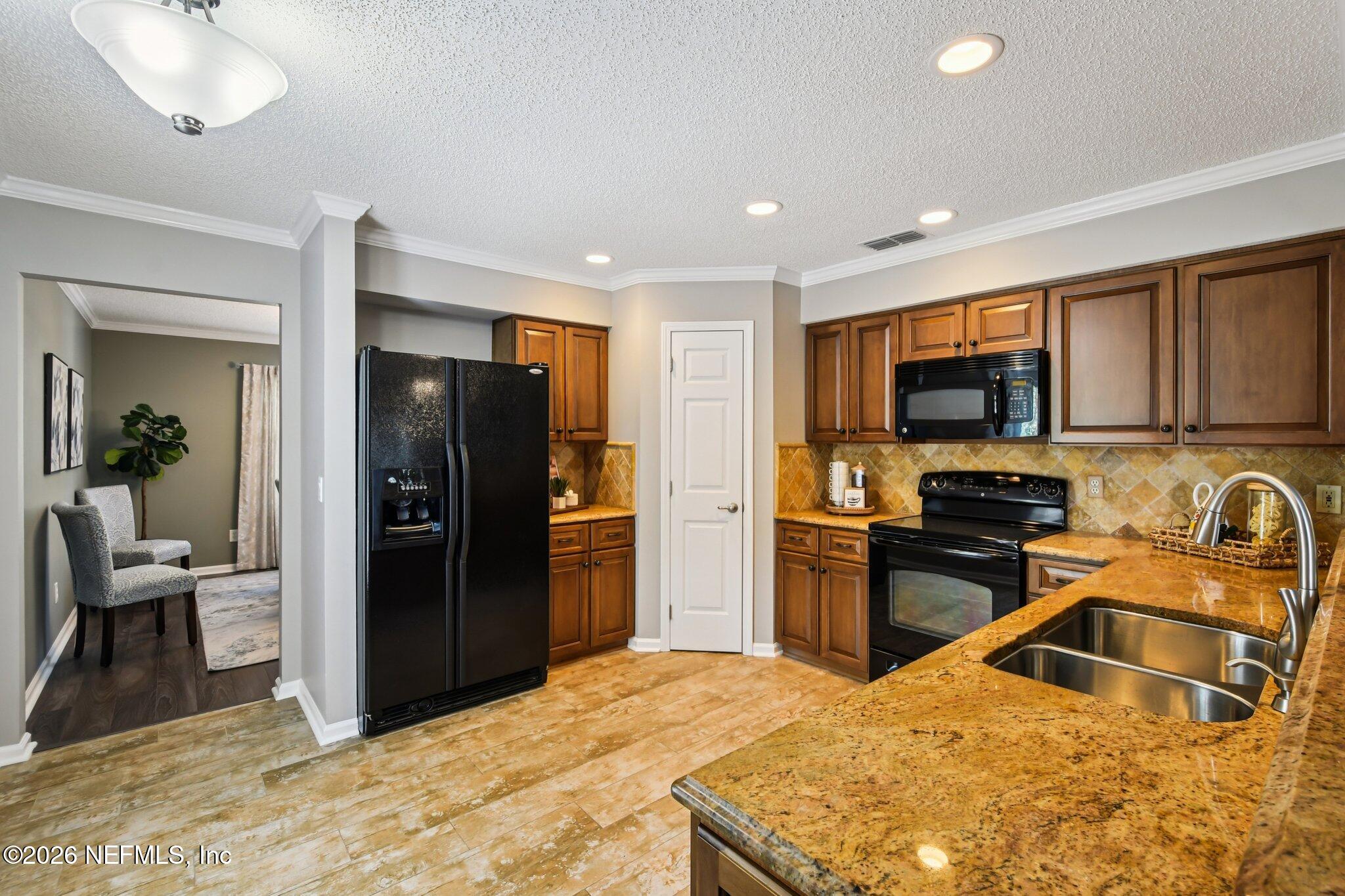 3070 Nautilus Road Middleburg, FL 32068 - Photo 26 of 66 Kitchen