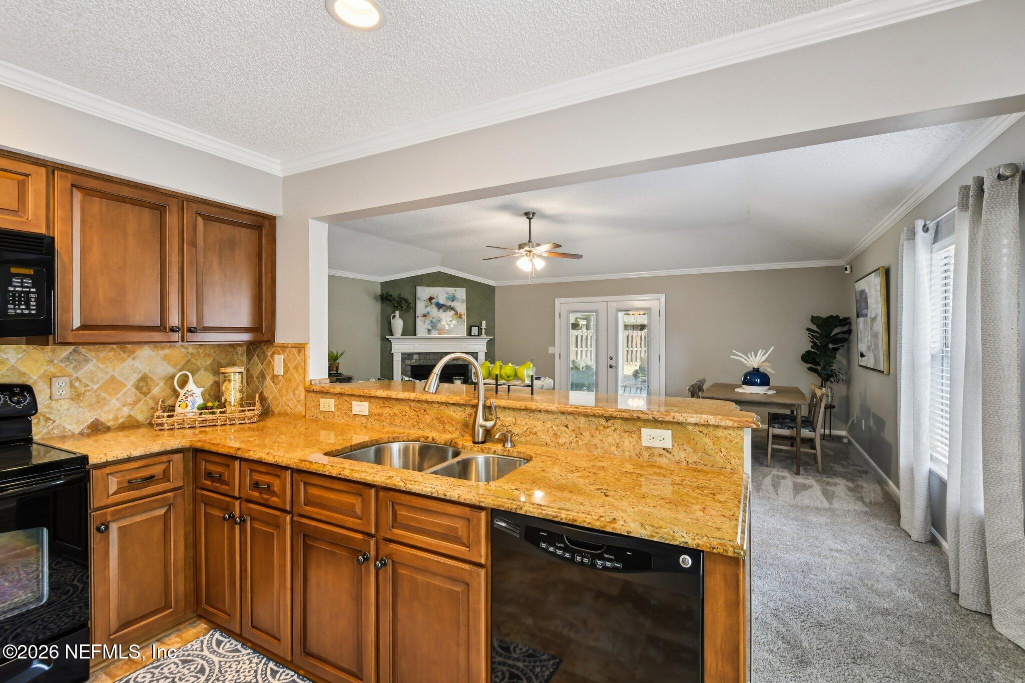 3070 Nautilus Road Middleburg, FL 32068 - Photo 28 of 66 Kitchen