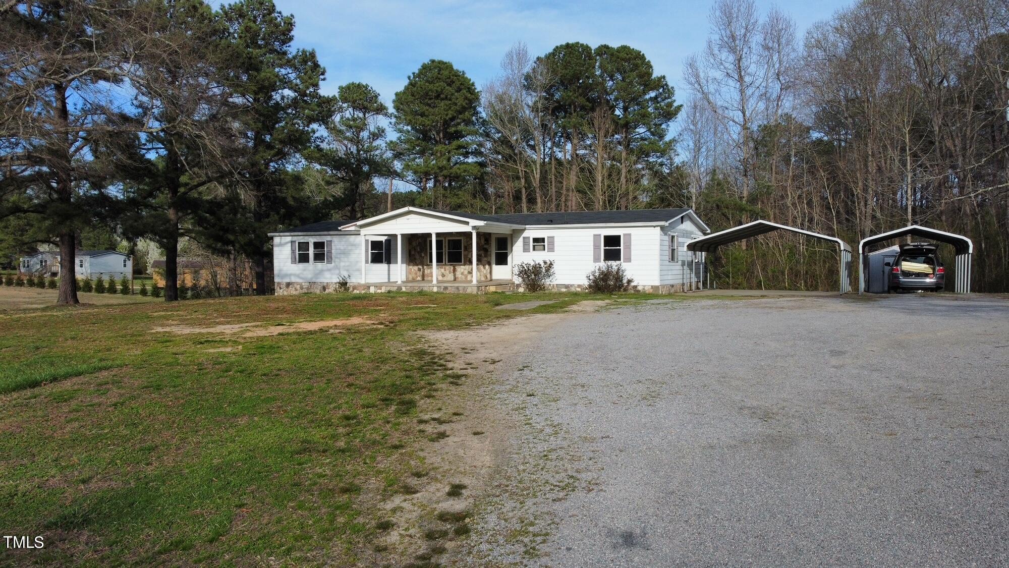 230 Finch Road Henderson, NC 27537 - Photo 8 of 28 dji_fly_20240317_173922_458_171071158383