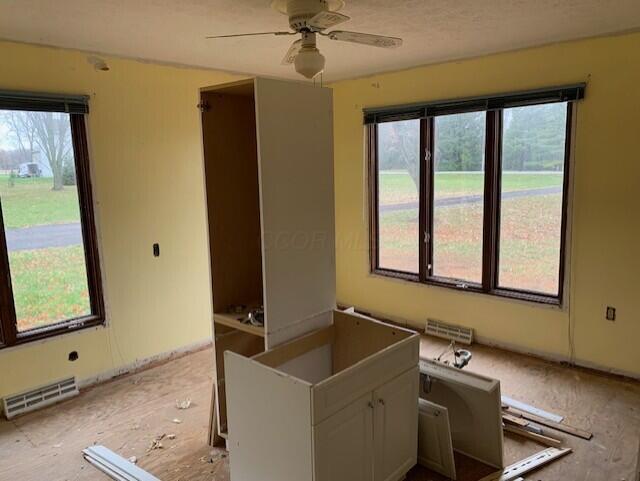3099 Walker Road Hilliard, OH 43026 - Photo 23 of 44 32
