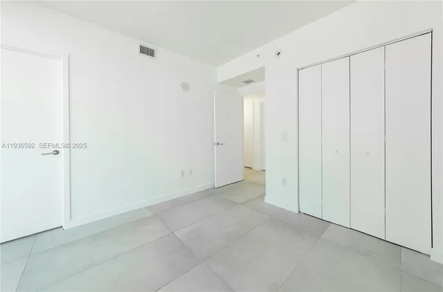 $750,000 | 1100 South Miami Avenue, Unit 1707, Miami, FL 33130