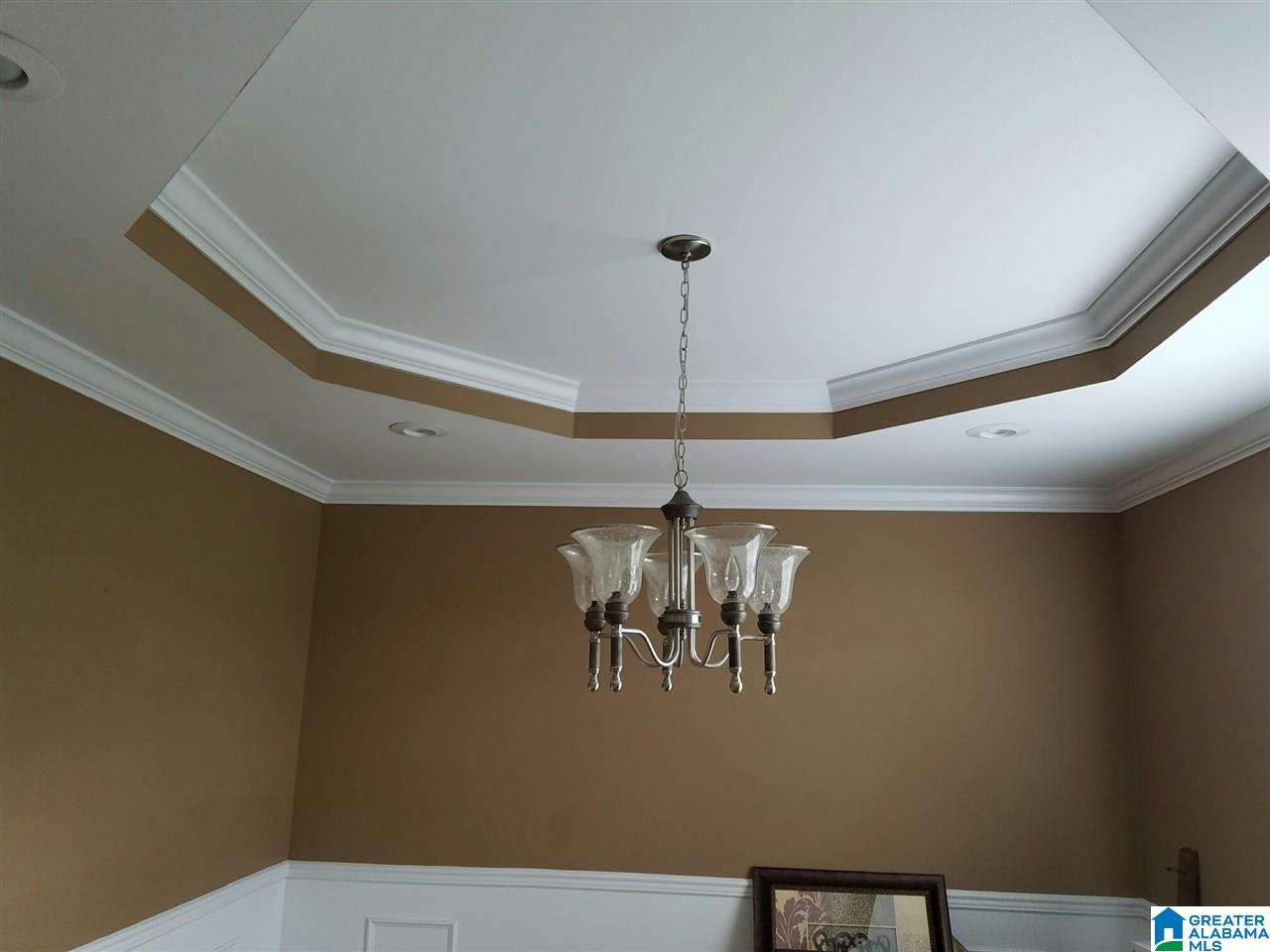 211 Deep Hollow Road Oneonta, AL 35121 - Photo 5 of 33