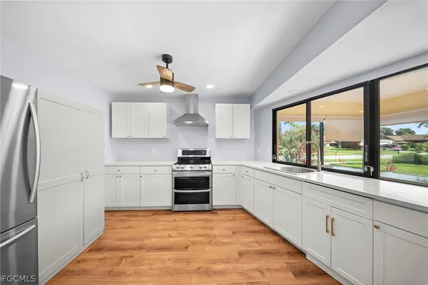 $349,000 | 4779 Lakewood Boulevard, Unit H1, Naples, FL 34112