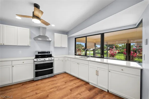 $349,000 | 4779 Lakewood Boulevard, Unit H1, Naples, FL 34112