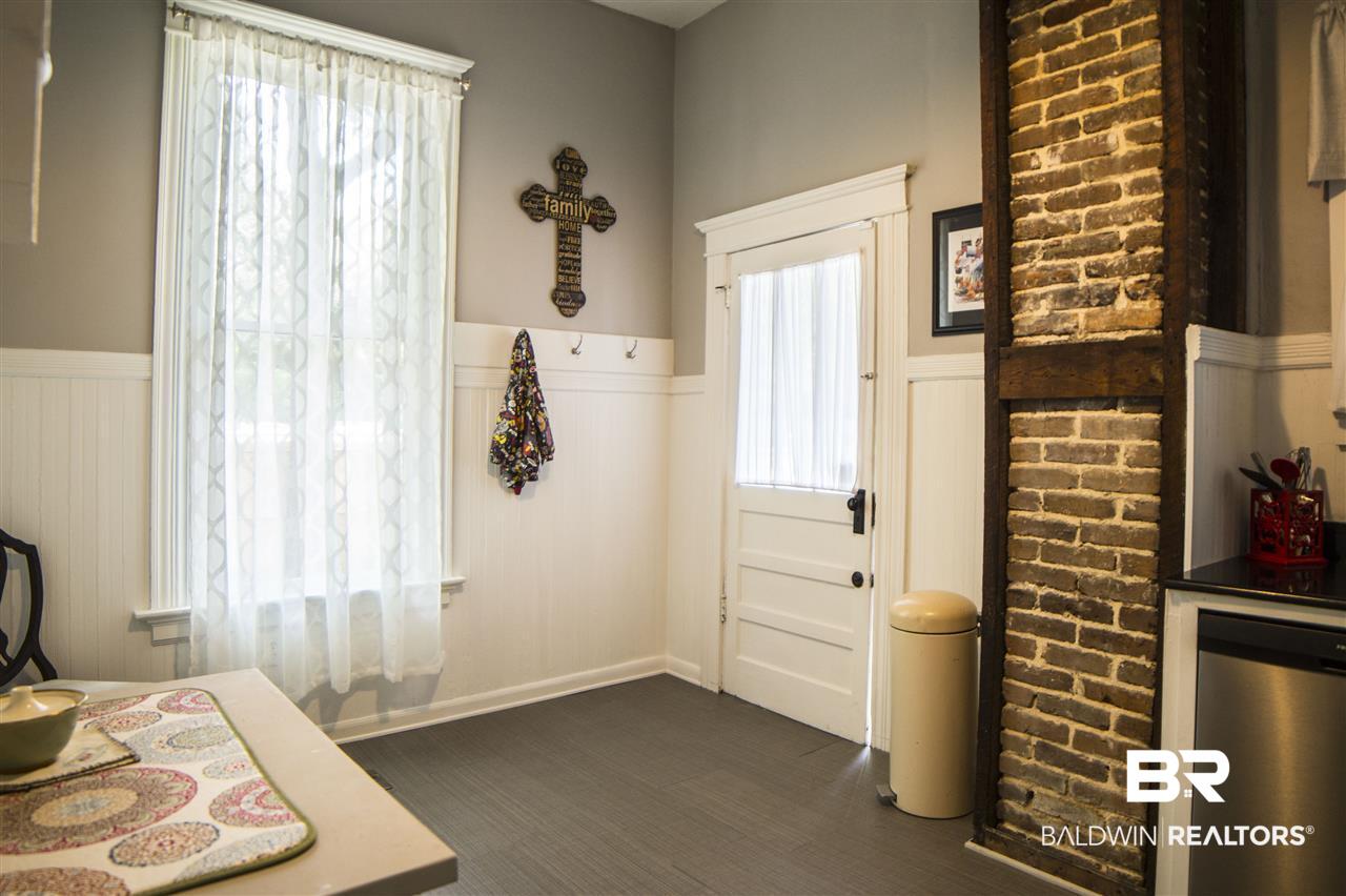 134 Margaret Street Mobile, AL 36607 - Photo 22 of 41