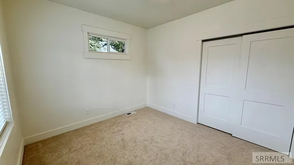 $2,200 | 145 North Byron Avenue, Shelley, ID 83274