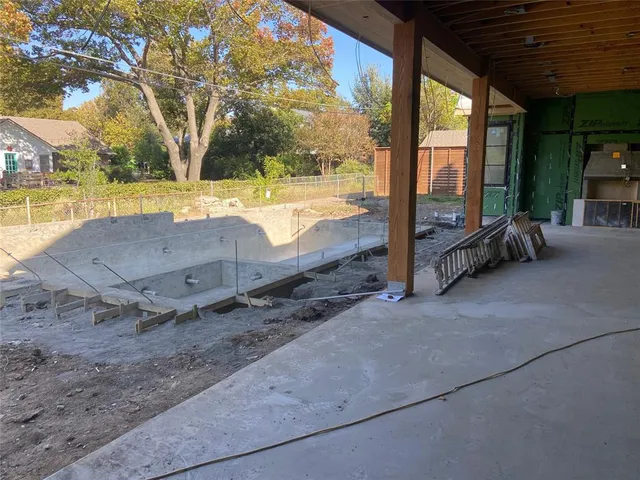 $3,395,000 | 4117 Creekdale Drive, Dallas, TX 75229