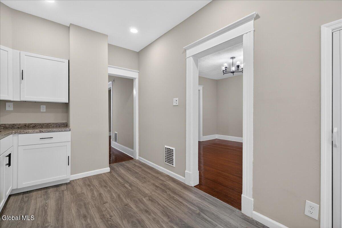 35 James Street Schenectady, NY 12304 - Photo 11 of 49 32-35 James St-32