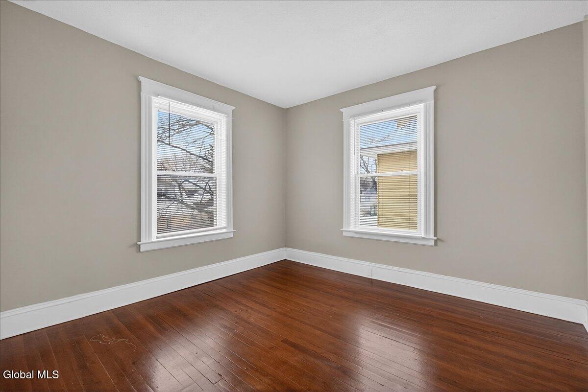 35 James Street Schenectady, NY 12304 - Photo 21 of 49 12-35 James St-12