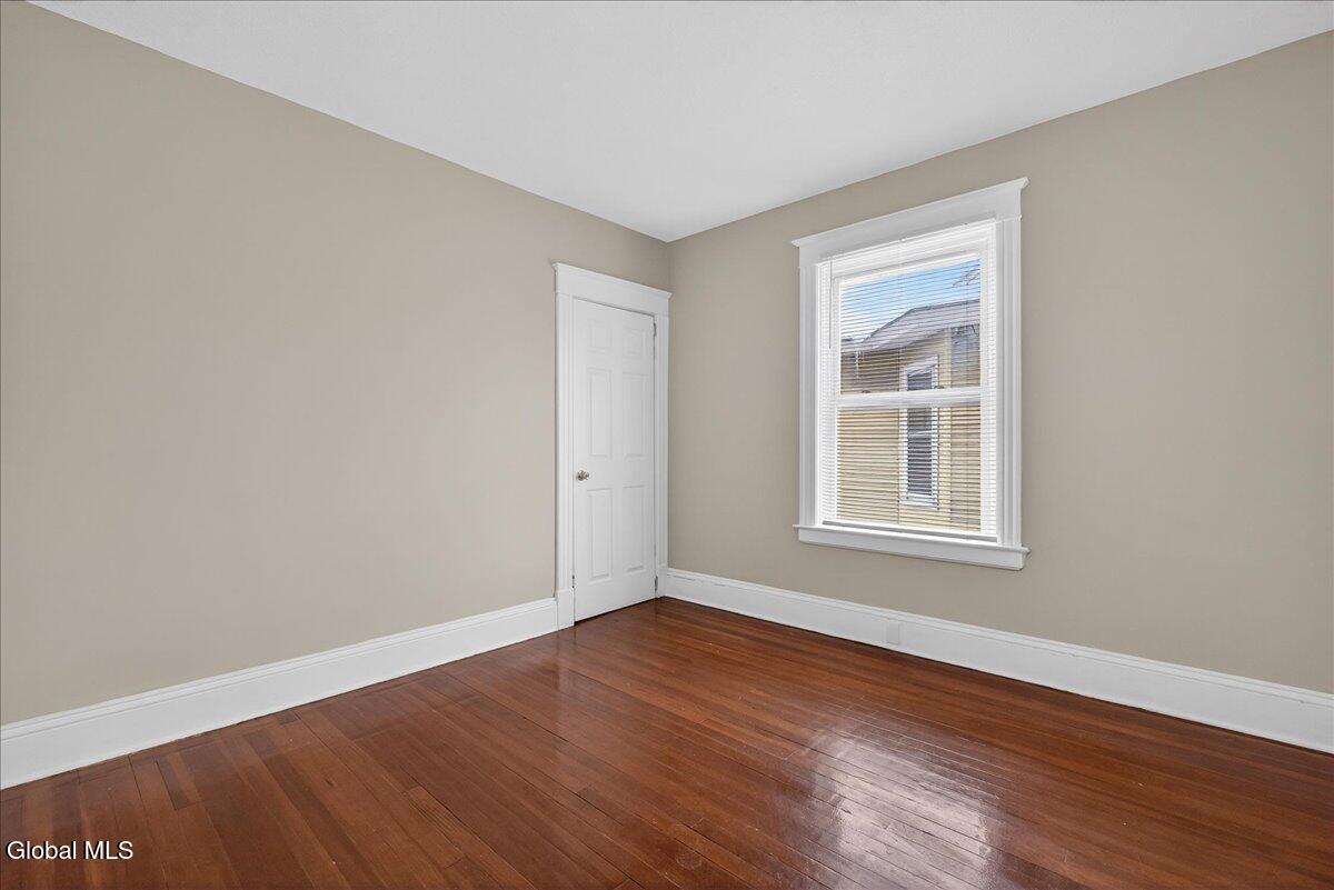 35 James Street Schenectady, NY 12304 - Photo 25 of 49 16-35 James St-16