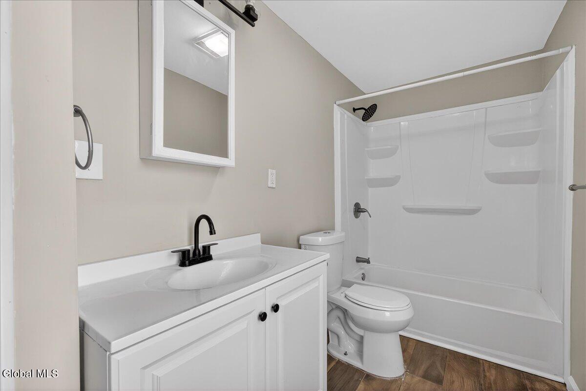 35 James Street Schenectady, NY 12304 - Photo 28 of 49 19-35 James St-19