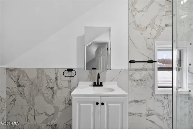 $325,000 | 35 James Street, Schenectady, NY 12304