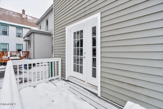 $325,000 | 35 James Street, Schenectady, NY 12304