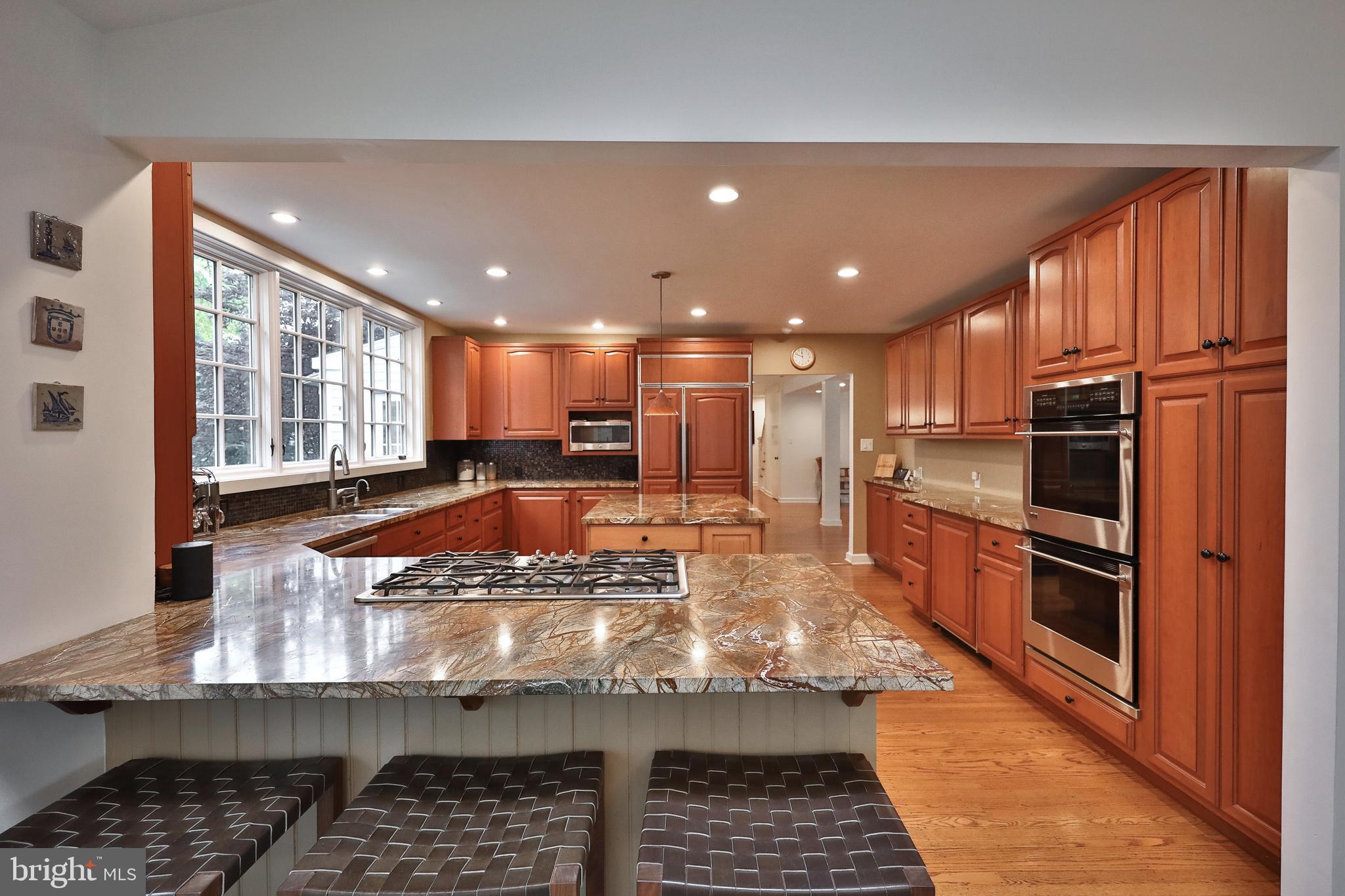 1528 Spring Mill Road Gladwyne, PA 19035 - Photo 17 of 48 Extra space for those quick meals on the go...