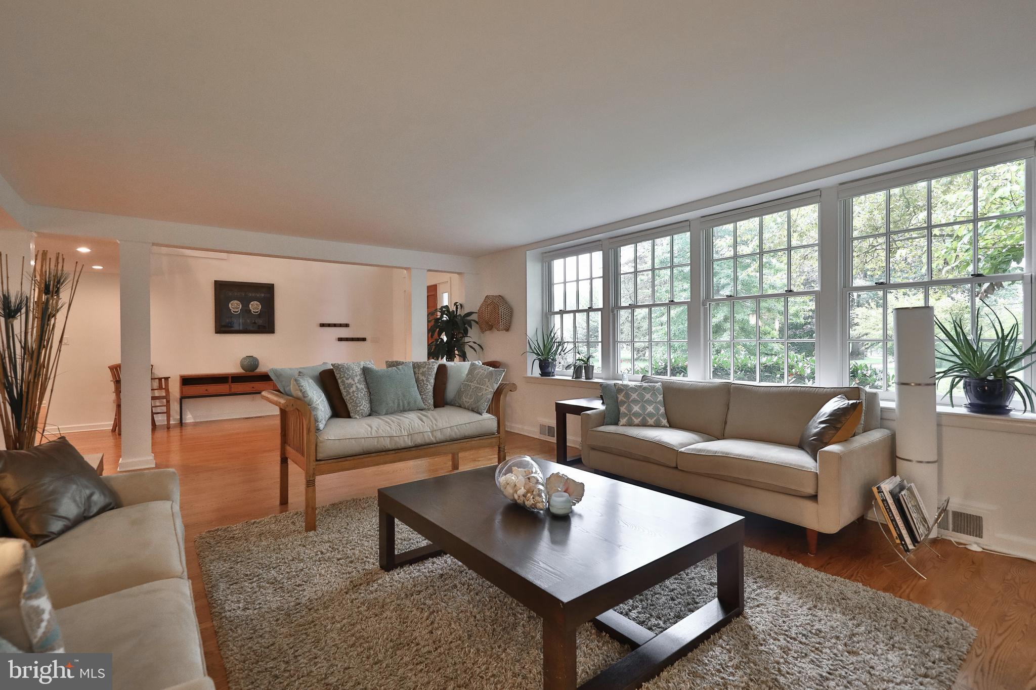 1528 Spring Mill Road Gladwyne, PA 19035 - Photo 4 of 48 Living Room