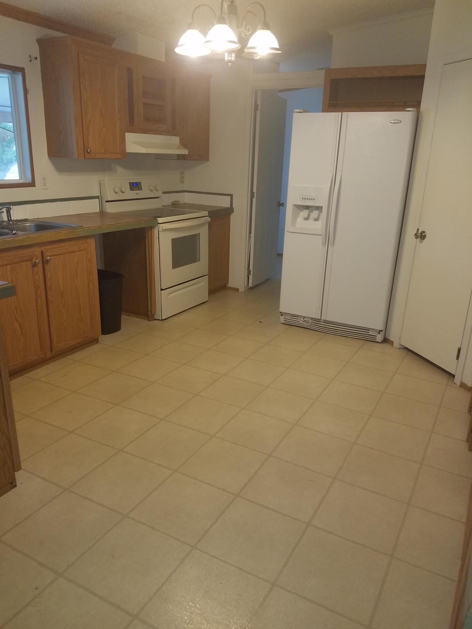 10282 Southwest Sandalfoot Boulevard Boca Raton, FL 33428 - Photo 8 of 13 20161001_102026