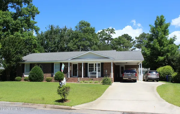 $349,900 | 102 Camellia Lane, Greenville, NC 27858