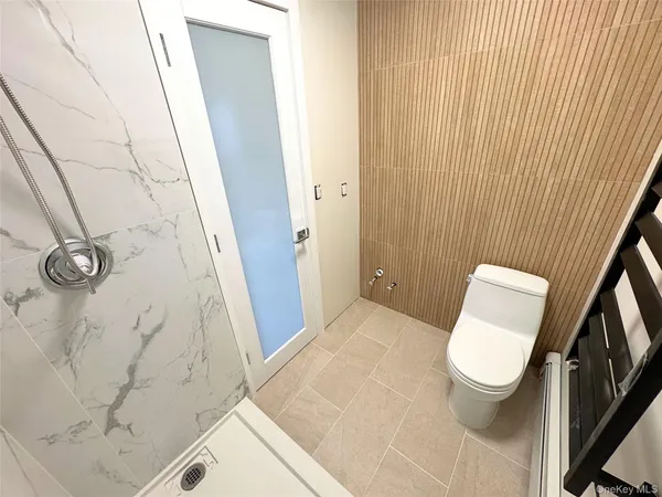 $2,450 | 77 Magnolia Drive, Unit B, Selden, NY 11784