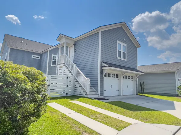 $1,575 | 542 Cross Park Lane, Summerville, SC 29486