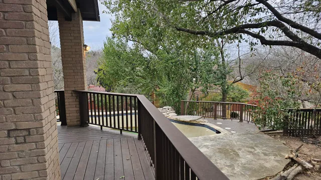 $5,900 | 4902 Westview Drive, Austin, TX 78731