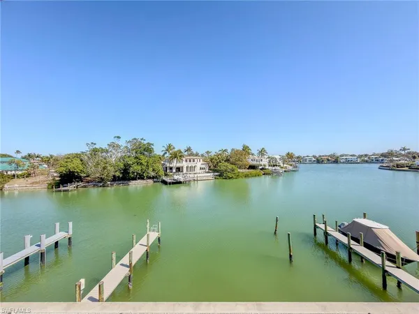 a view of a lake with houses