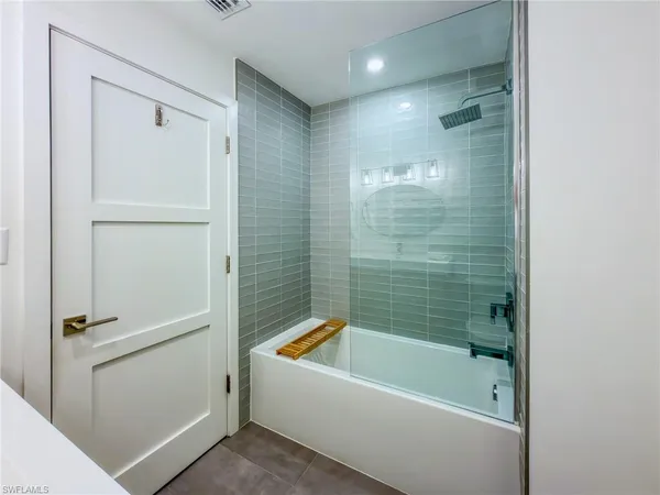 a bathroom with a bathtub