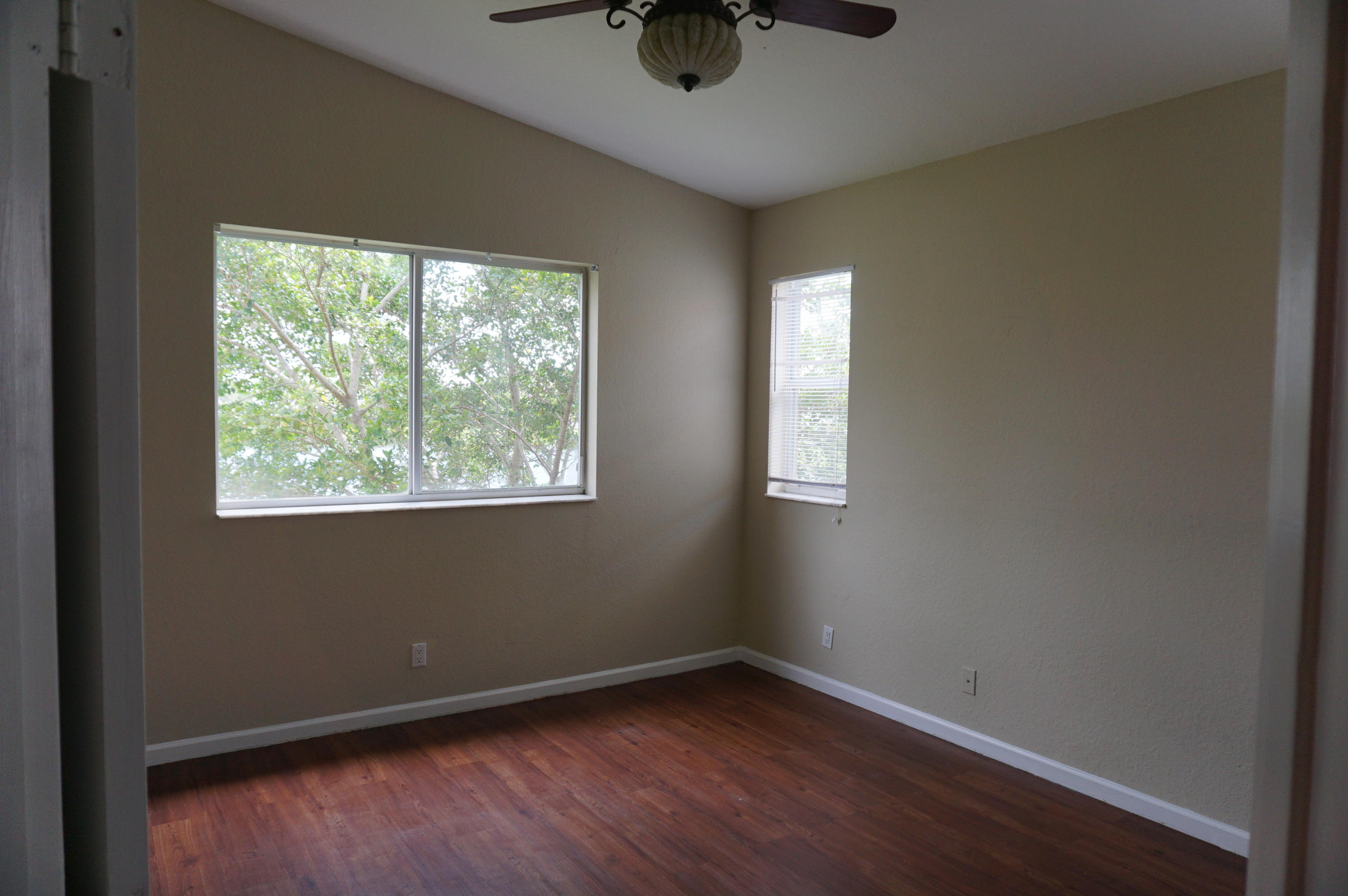 3074 Laurel Ridge Circle Riviera Beach, FL 33404 - Photo 7 of 23 DSC04152