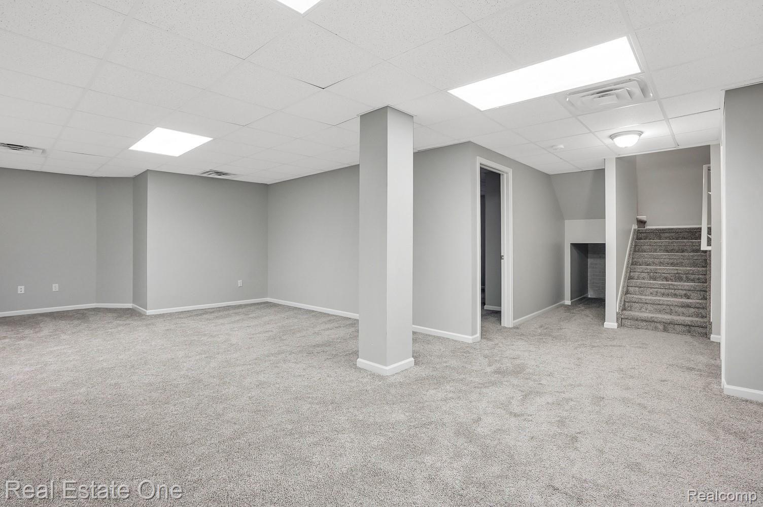3440 Talbert Circle Rochester, MI 48307 - Photo 35 of 37 dsc09711-dsc09713.jpg