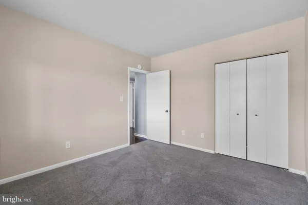 $2,100 | 6 Mullingar Court, Unit 202, Lutherville-Timonium, MD 21093