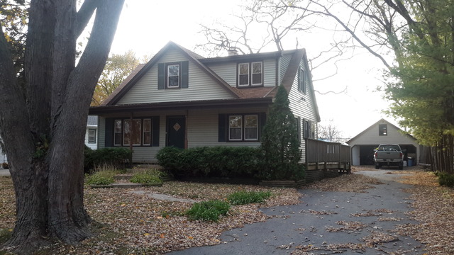 212 Village Road Willowbrook, IL 60527 - Photo 1 of 12