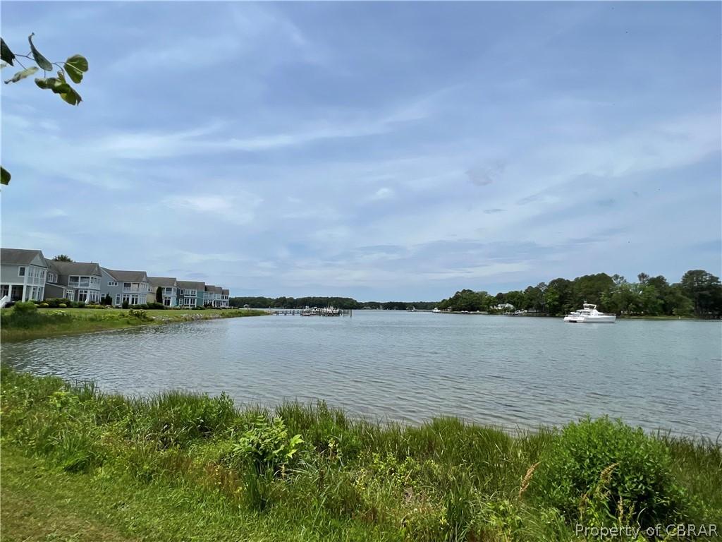 108 Oystershell Road Kilmarnock, VA 22482 - Photo 5 of 15