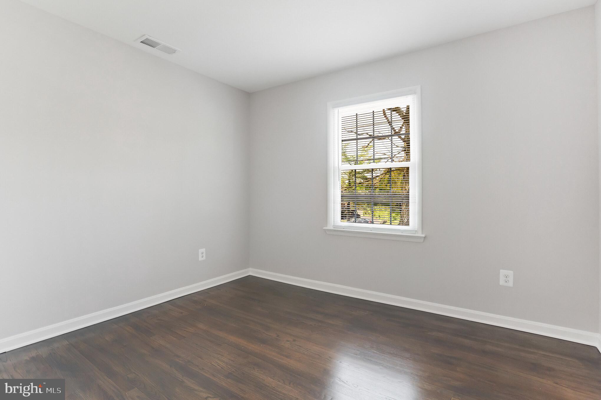 9420 Braddock Road Fairfax, VA 22032 - Photo 26 of 35 Gallery Image 26
