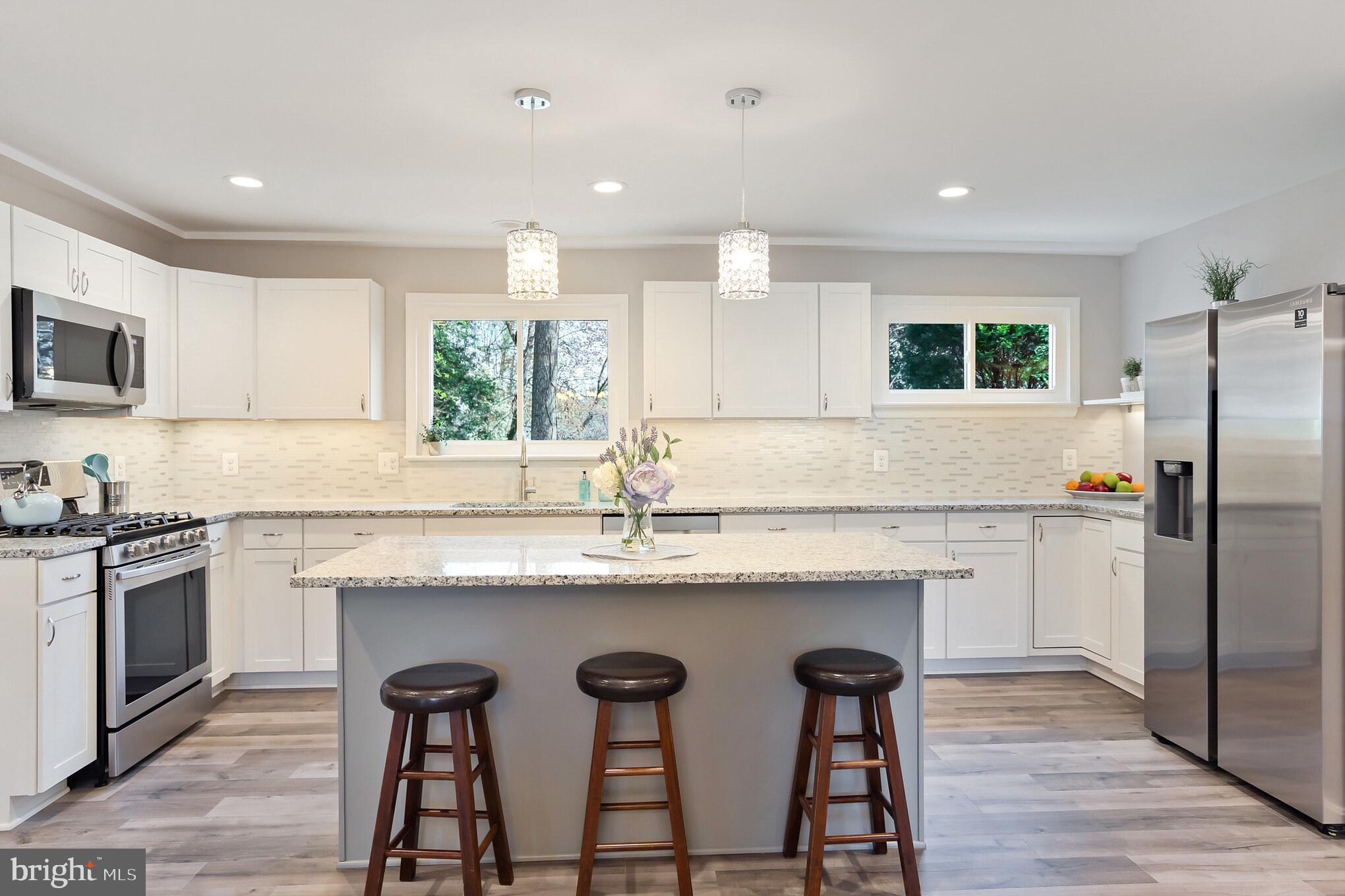 9420 Braddock Road Fairfax, VA 22032 - Photo 4 of 35 Gallery Image 4