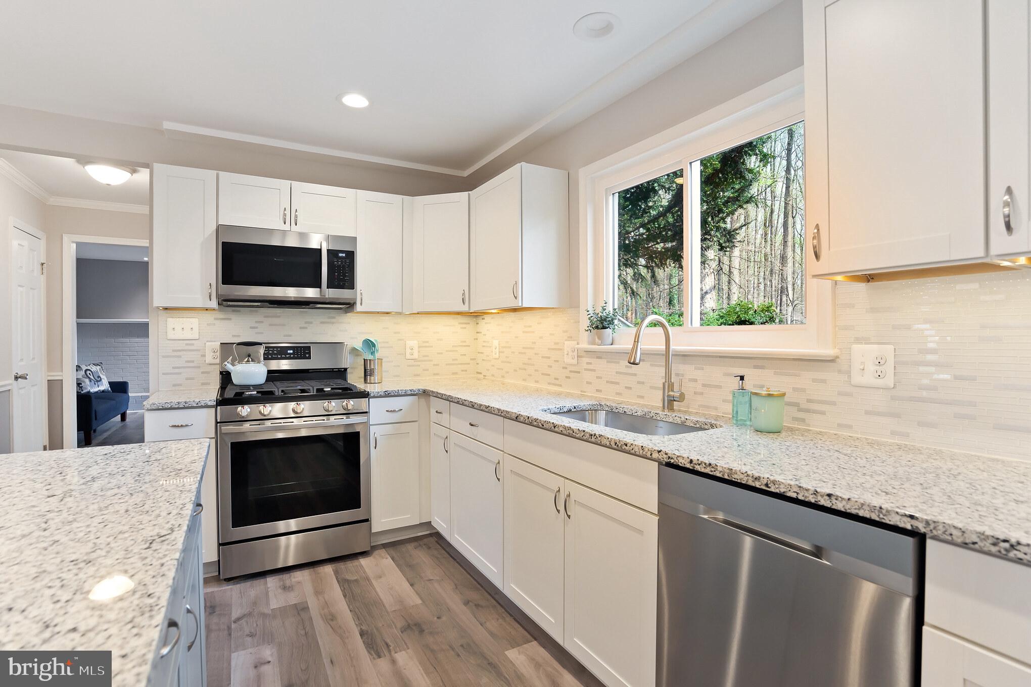 9420 Braddock Road Fairfax, VA 22032 - Photo 6 of 35 Gallery Image 6