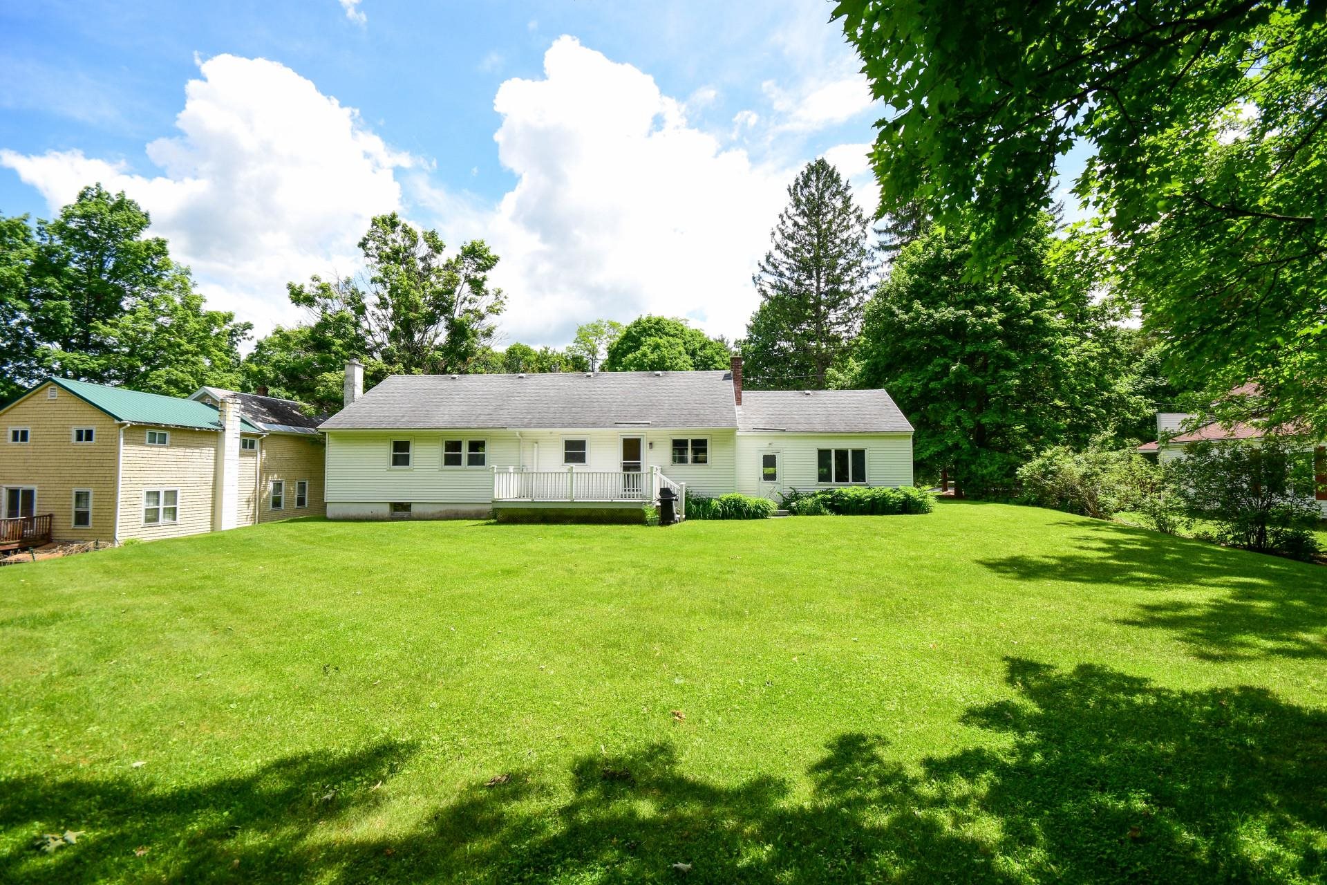 325 Silver Street Bennington, VT 05201 - Photo 13 of 31