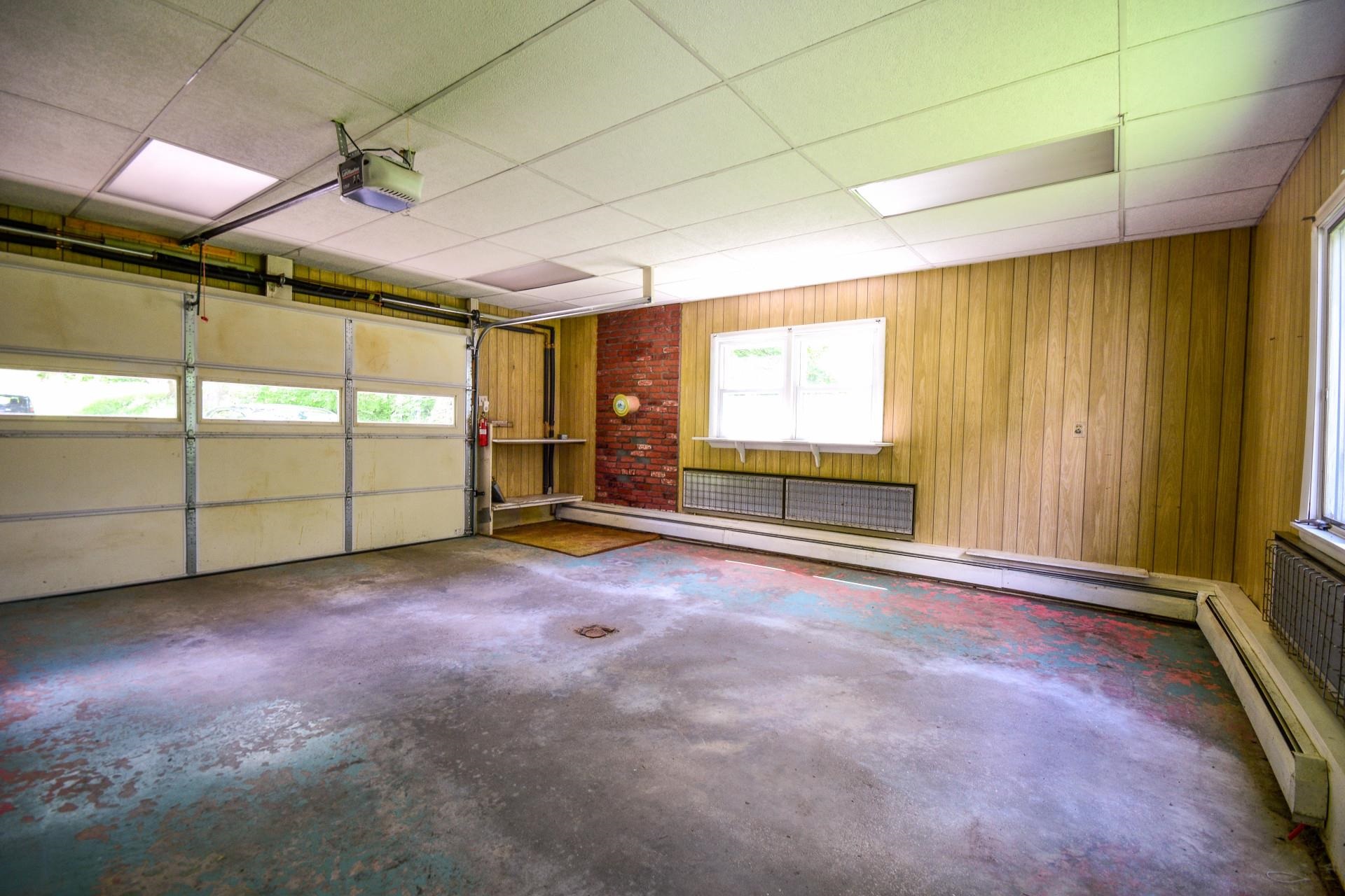 325 Silver Street Bennington, VT 05201 - Photo 15 of 31