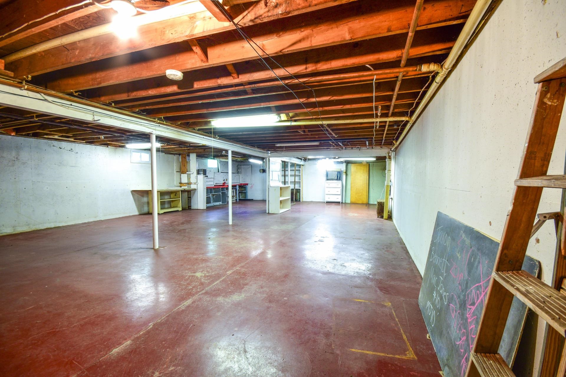 325 Silver Street Bennington, VT 05201 - Photo 17 of 31