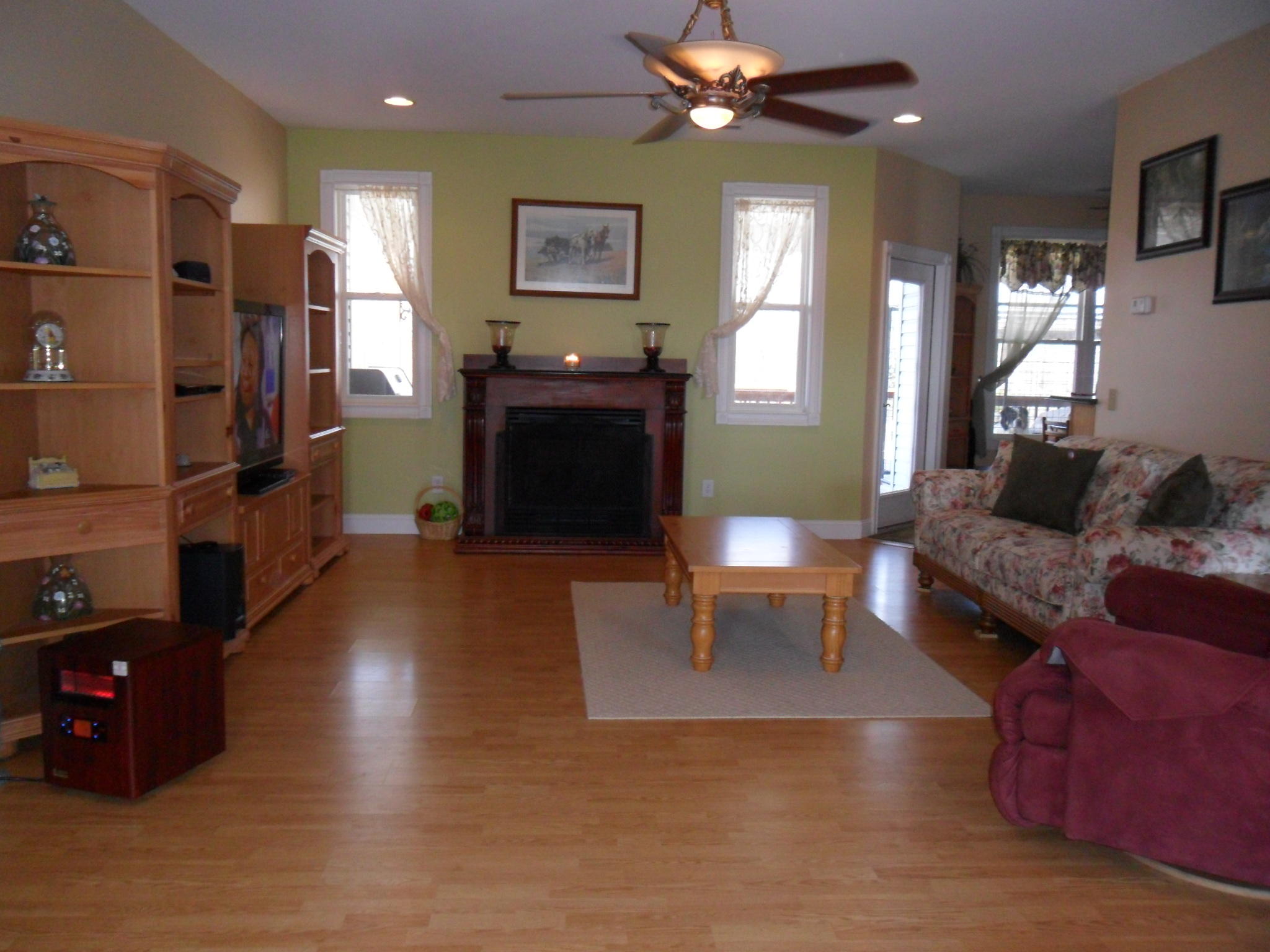2025 Hendon Road Soddy Daisy, TN 37379 - Photo 8 of 29 Family