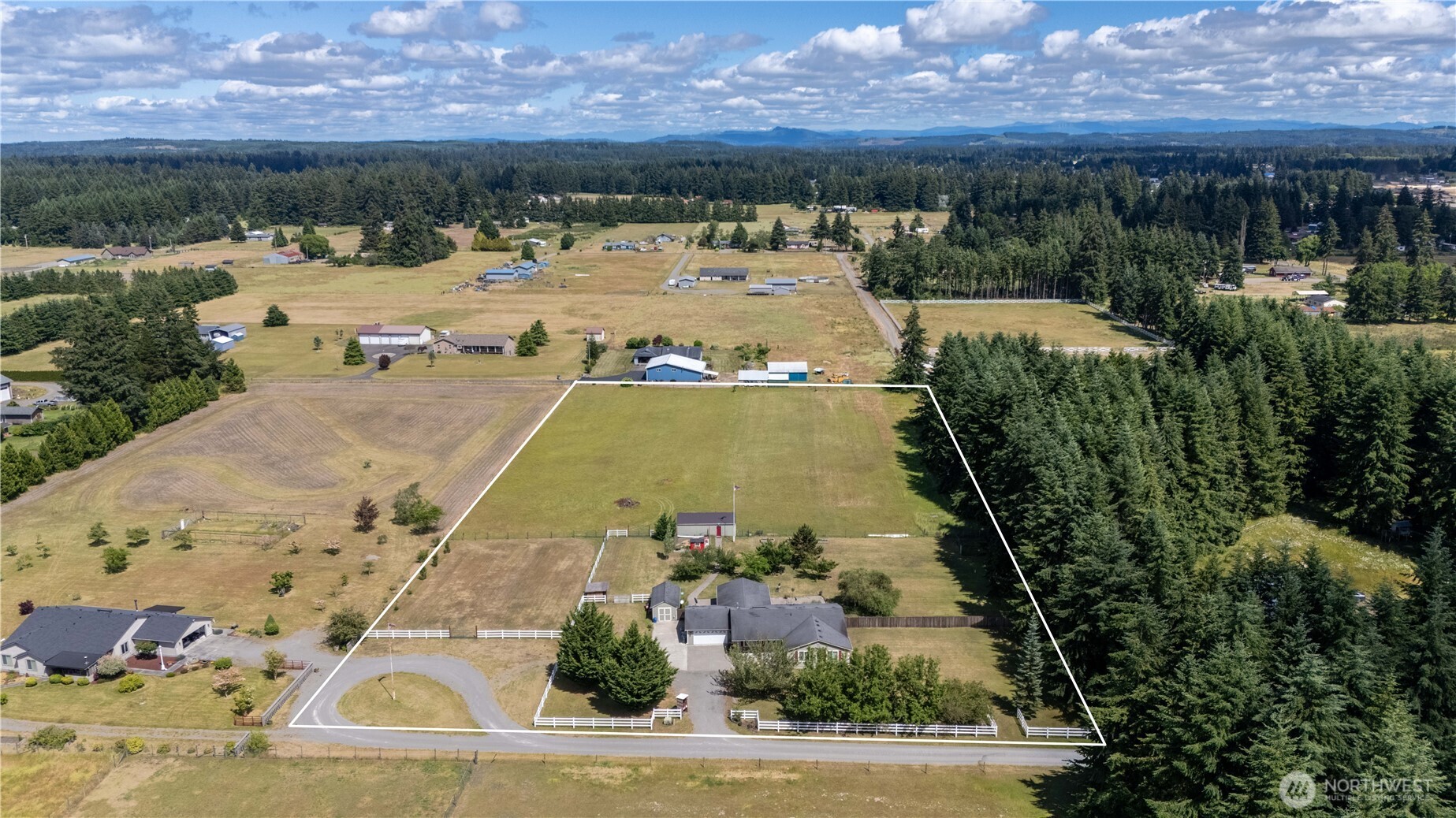 10548 179th Avenue Southwest Rochester, WA 98579 - Photo 33 of 36