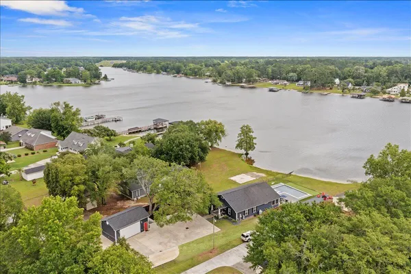 $1,195,000 | 1317 Lakeview Drive, Manning, SC 29102