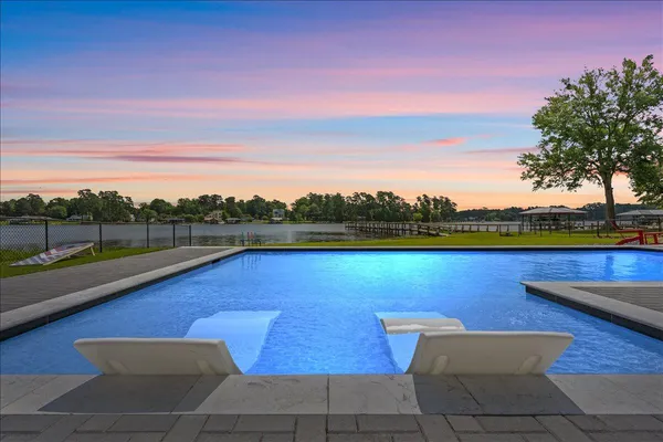 $1,195,000 | 1317 Lakeview Drive, Manning, SC 29102