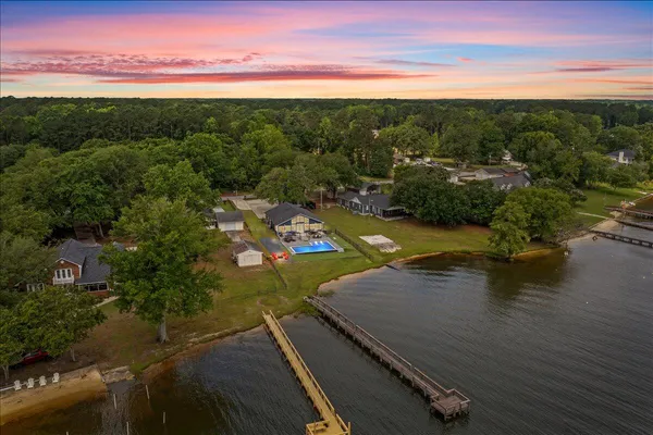 $1,195,000 | 1317 Lakeview Drive, Manning, SC 29102