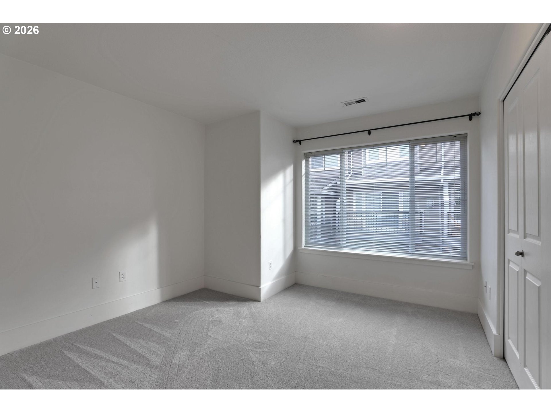 730 Northwest 118th Avenue, Unit 102 Portland, OR 97229 - Photo 16 of 24